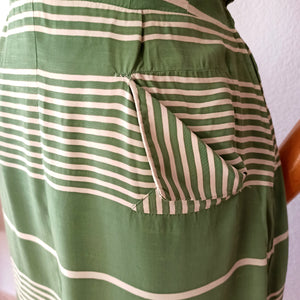 1940s 1950s - Gorgeous Green Rayon Stripped Dress - W25/26 (64/66cm)