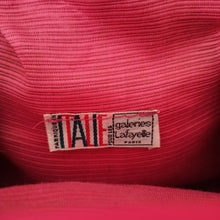 Laden Sie das Bild in den Galerie-Viewer, 1950s 1960s - Galeries LaFayette, Paris - Collector&#39;s Beaded Raffia Pink Handbag
