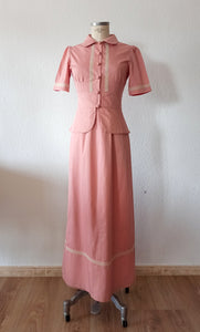 1940s - Exquisite Antique Pink Peplum Cotton Suit - W27 (70cm)