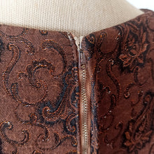 Cargar imagen en el visor de la galería, 1950s 1960s - Elegant Brown Chocolate Rayon Lurex Dress - W26 (66cm)
