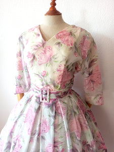 1950s - Gorgeous & Elegant Floral Sheer Dress - W33 (84cm)