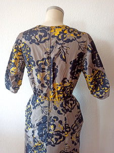 1950s - Spectacular French Couture Wildsilk Dress - W27 (68cm)