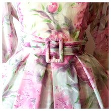Laden Sie das Bild in den Galerie-Viewer, 1950s - Gorgeous &amp; Elegant Floral Sheer Dress - W33 (84cm)
