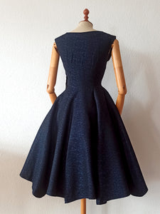 1950s - Elegant Black & Blue Textured Night Dress - W25 (64cm)