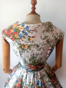 1950s - Stunning Spring Flowers Cotton Dress - W27.5 (70cm)