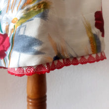 Cargar imagen en el visor de la galería, 1950s - Stunning Petite Floral Dress - W23.5 (60cm)
