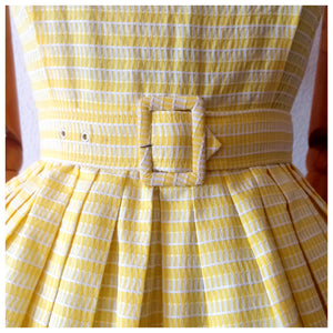 1950s - Adorable Yellow White Textured Cotton Dress - W26 (66cm)