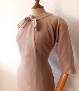 1950s 1960s - Stunning Radically Curvy Wool Dress - W30 (76cm)