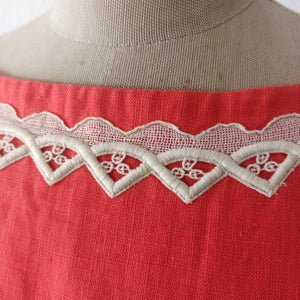 1950s - Adorable Coral Linen Pockets Dress - W25 (64cm)