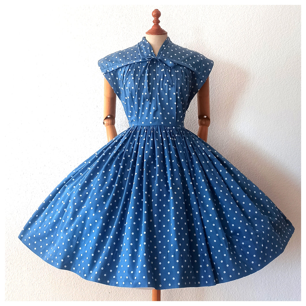 1950s - Stunning Iconic Blue Dotted Dress - W29 (74cm)