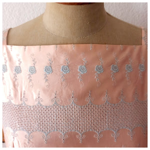 1950s - Exquisite Pink Pale Embroidery Roses Dress - W25 (64cm)