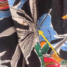 Charger l&#39;image dans la galerie, 1950s - Stunning Rum &amp; Sailors Novelty Print Skirt - W27 (68cm)
