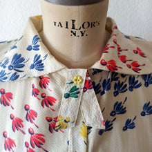 Cargar imagen en el visor de la galería, 1940s - Absolutely Gorgeous Cotton British Dress - W25/26 (64/66cm)

