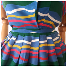 Laden Sie das Bild in den Galerie-Viewer, 1950s - Stunning Colors 2pc Top &amp; Skirt Set - W27/27.5 (68/70cm)
