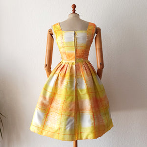 1950s - Manuela, Nice - Stunning Sunset Colors Dress - W25 (64cm)