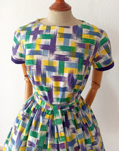 Charger l&#39;image dans la galerie, 1950s - Renaitre, Paris - Fabulous Parisien Abstract Dress - W28 (72cm)
