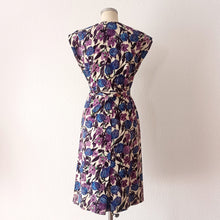 Charger l&#39;image dans la galerie, 1950s 1960s - Stunning Abstract Floral Dress - W29 (74cm)
