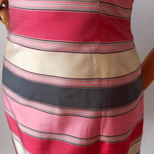 Load image into Gallery viewer, 1950s 1960s - Stunning Pink &amp; Grey Silk Dress - W26 (66cm)
