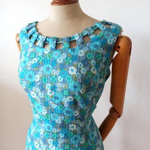 1960s - Adorable & Chic Floral Cotton Dress - W31.5 (80cm)