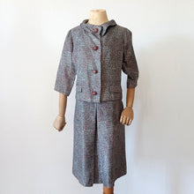 Carica l&#39;immagine nel visualizzatore di Gallery, 1960s - DE DOMINICI, Italy - Novelty Satin Jacket &amp; Dress Set - W30 (76cm)

