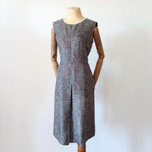 Charger l&#39;image dans la galerie, 1960s - DE DOMINICI, Italy - Novelty Satin Jacket &amp; Dress Set - W30 (76cm)
