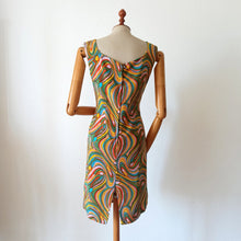 Cargar imagen en el visor de la galería, 1960s - Groovy Colors Rayon Dress - W32 (82cm)
