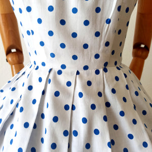 1950s - Adorable Iconic Blue Dots Cotton Dress - W28 (72cm)