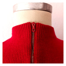 Charger l&#39;image dans la galerie, 1950s - Stunning Zipper Back JD Red Wool Top - Size S/M
