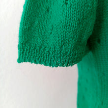 Carica l&#39;immagine nel visualizzatore di Gallery, 1950s - Precious Green Hand Knitted Top - Size S/M
