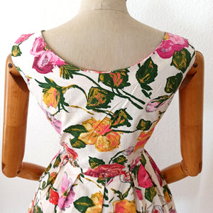 1950s - Gorgeous German Floral Print Cotton Dress - W31 (78cm)