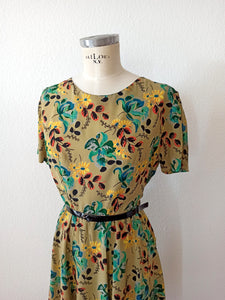 1940s - Exquisite Czechoslovak Olive Green Floral Print Dress - W30 (76cm)