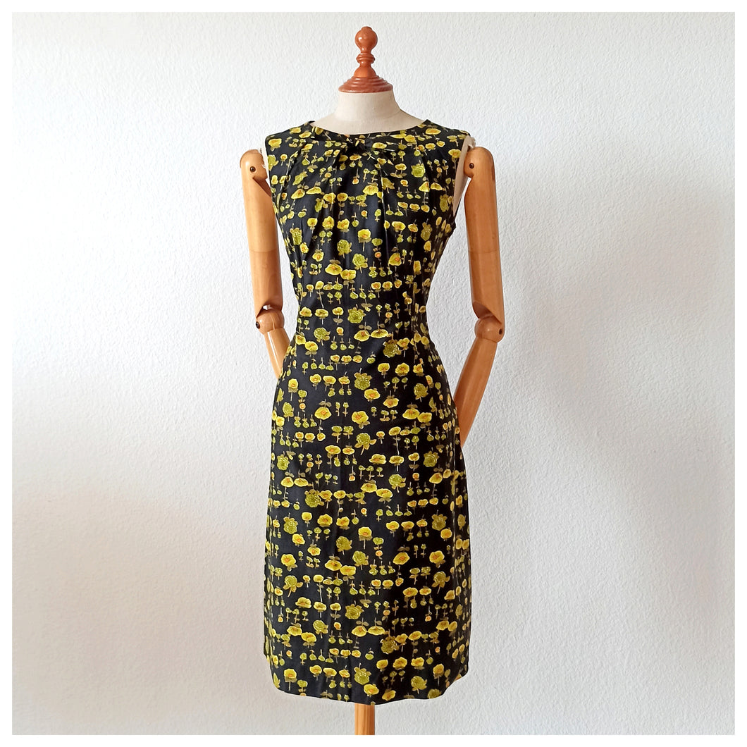 1960s - Gorgeous Black Floral Cotton Dress - W30 (76cm)
