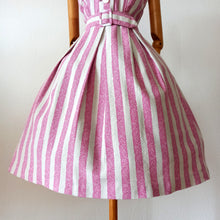 Load image into Gallery viewer, 1950s - JEAN-JACQUES BIDEL, Paris - Exquisite Pink &amp; White Dress - W29 (74cm)
