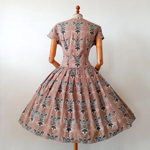 1950s - Adorable Romantic Cotton Dress - W32 (82cm)