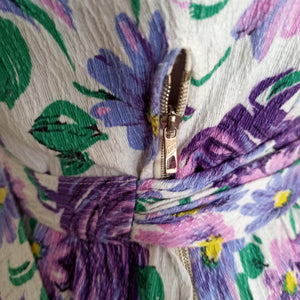 1950s - Stunning Purple Roses Cotton Dress - W26 (66cm)