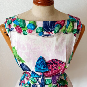 1950s - HEINZ OESTERGAARD, Berlin - Mushrooms Novelty Dress - W24 (60cm)