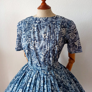 1950s - TREVIRA, Germany - Stunning Blue Floral Dress - W34 (86cm)