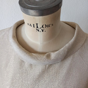 1960s - Gorgeous Ivory Gold Lurex Top - Size S/M