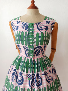 1950s - PARIS - Fabulous Roosters Novelty Print Dress - W26/27 (66/68cm)