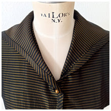 Charger l&#39;image dans la galerie, 1950s - Stunning Black &amp; Gold Striped Satin Dress - W34 (86cm)
