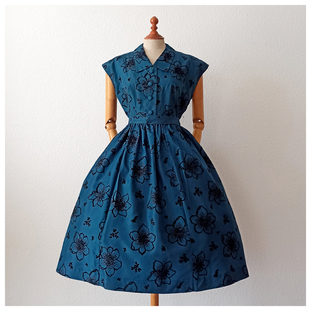 1950s - Exquisite Teal Blue Satin & Velvet Dress - W30 (76cm)