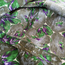 Cargar imagen en el visor de la galería, 1940s - Stunning Abstract Floral Green Cotton Dress - W33 (84cm)
