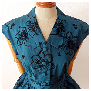 1950s - Exquisite Teal Blue Satin & Velvet Dress - W30 (76cm)