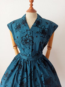 1950s - Exquisite Teal Blue Satin & Velvet Dress - W30 (76cm)