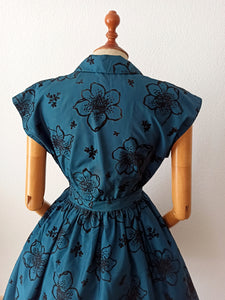 1950s - Exquisite Teal Blue Satin & Velvet Dress - W30 (76cm)