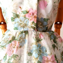 Charger l&#39;image dans la galerie, 1950s - Incredibly Adorable Peter Pan Collar Floral Dress - W28 (72cm)
