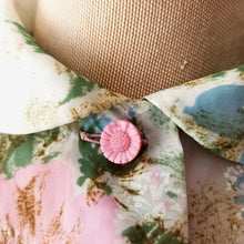 Cargar imagen en el visor de la galería, 1950s - Incredibly Adorable Peter Pan Collar Floral Dress - W28 (72cm)
