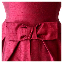 Cargar imagen en el visor de la galería, 1950s 1960s - Stunning Red Burgundy Wiggle Dress  - W28.5 (72cm)
