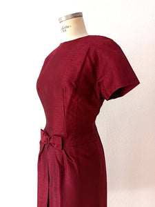 1950s 1960s - Stunning Red Burgundy Wiggle Dress  - W28.5 (72cm)