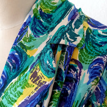 Cargar imagen en el visor de la galería, 1940s 1950s - GOLTNATEL, Germany - Abstract Rayon Dress - W28 (72cm)
